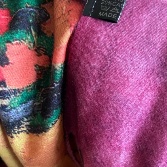 Colorful Abstract Patterned Scarf - Picture 3 of 3